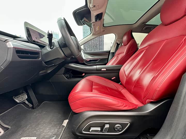 Фото 7 - XPeng P7