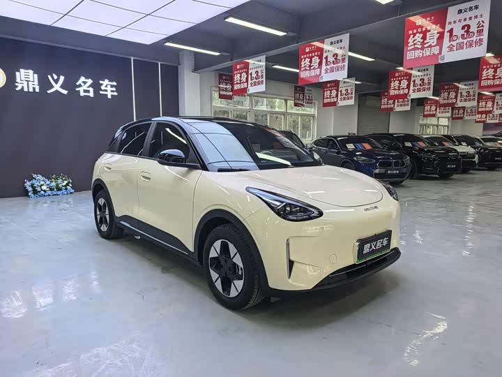 Фото 3 - Geely Galaxy Geome