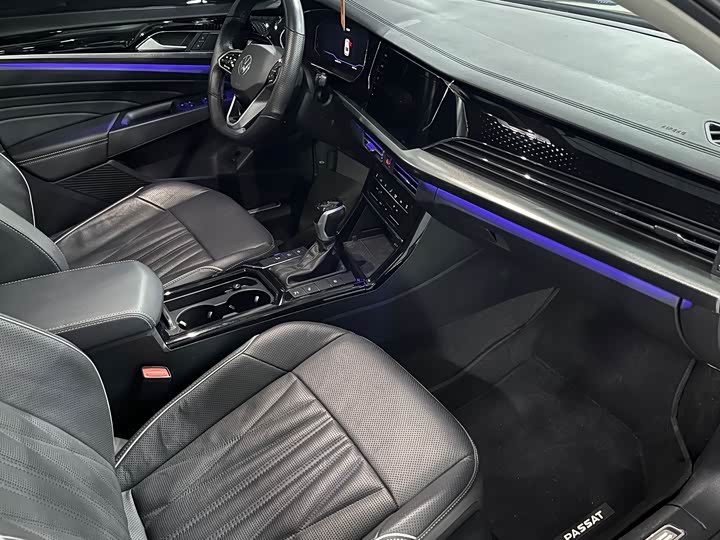 Фото 5 - Volkswagen Passat