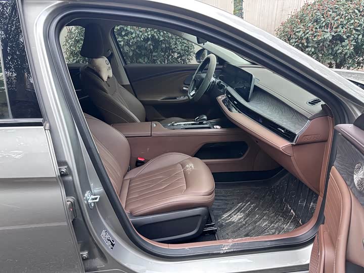 Фото 9 - Chery Arrizo 8