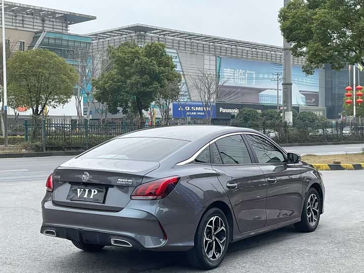 Фото 9 - MG Motor 5