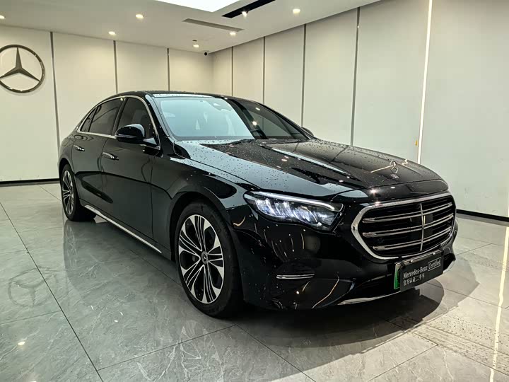 Фото 2 - Mercedes-Benz E-Class Hybrid