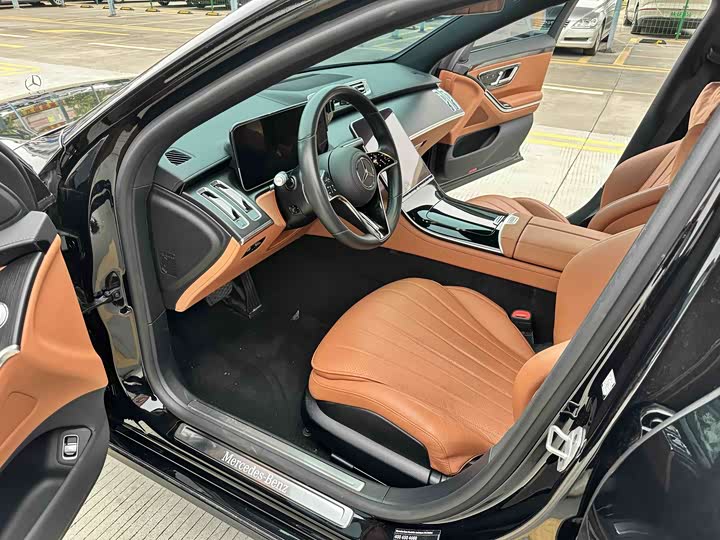 Фото 7 - Mercedes-Benz S-Class