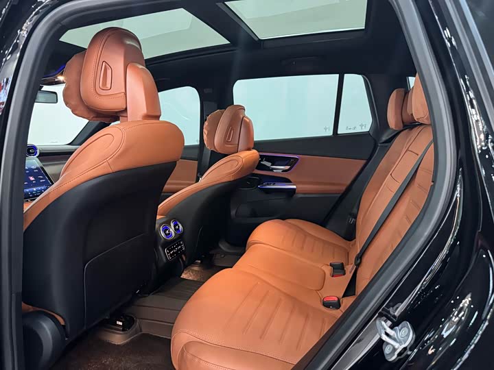 Фото 7 - Mercedes-Benz GLC-Class