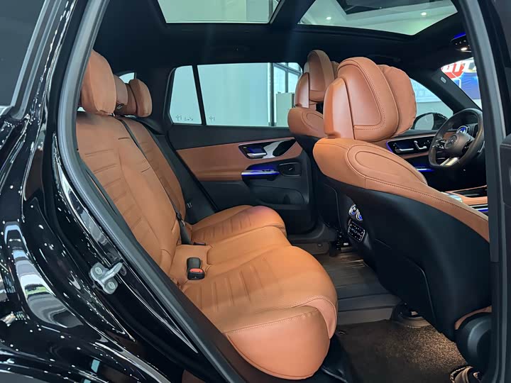 Фото 9 - Mercedes-Benz GLC-Class