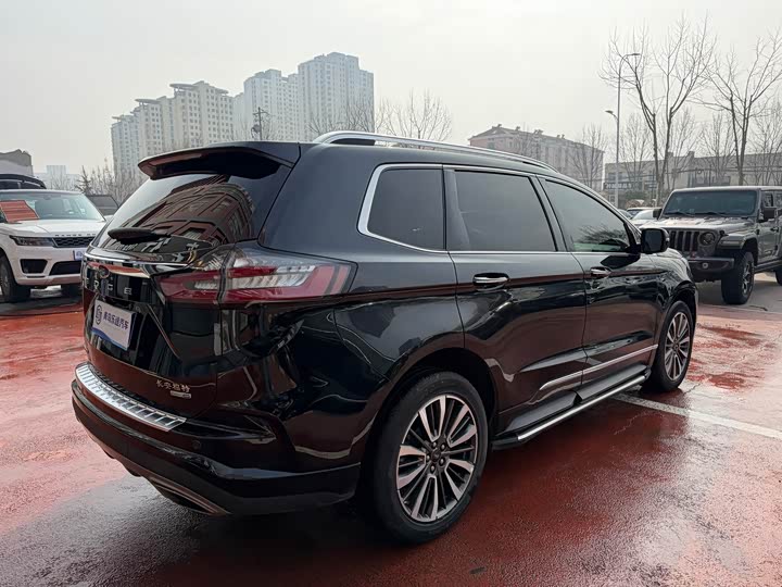 Фото 6 - Ford Edge