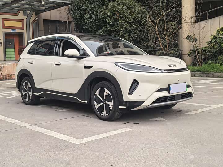 Фото 3 - BYD Sea Lion 05 EV