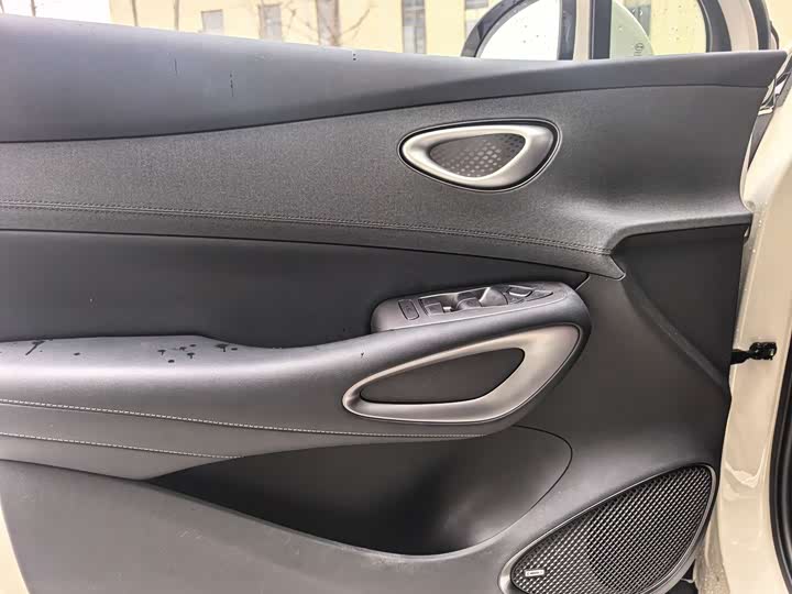 Фото 5 - BYD Sea Lion 05 EV