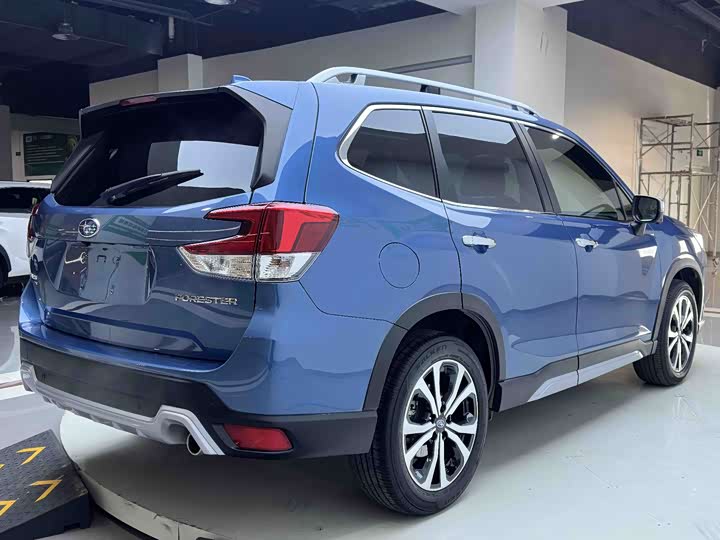 Фото 5 - Subaru Forester