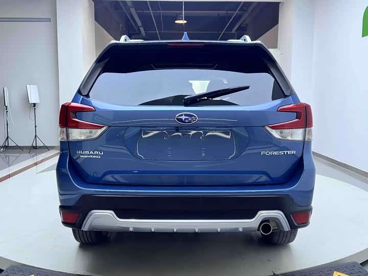 Фото 6 - Subaru Forester