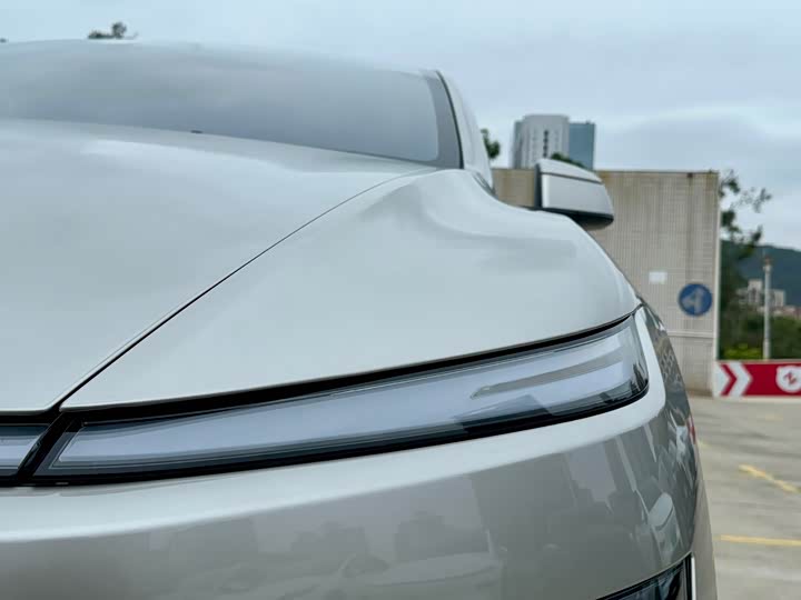 Photo 6 - Tesla Model Y