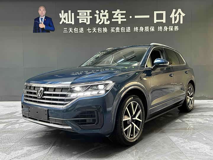 Фото 1 - Volkswagen Touareg