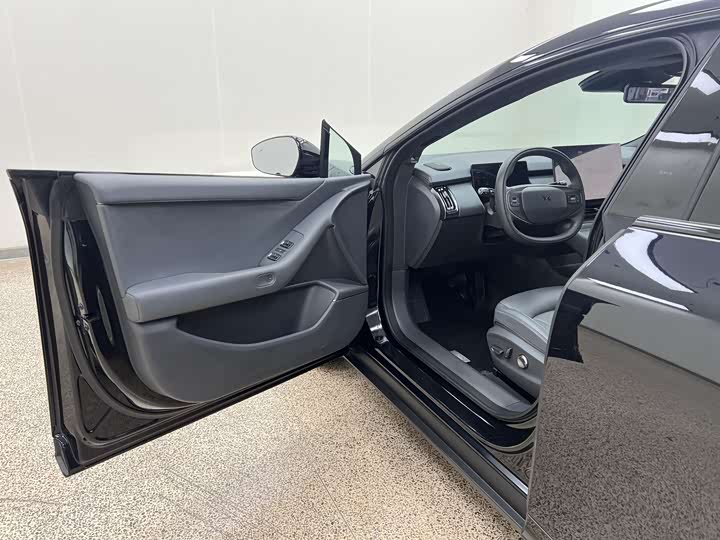 Фото 8 - XPeng F57