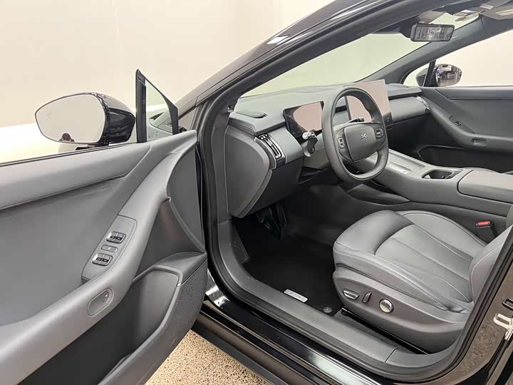 Фото 9 - XPeng F57