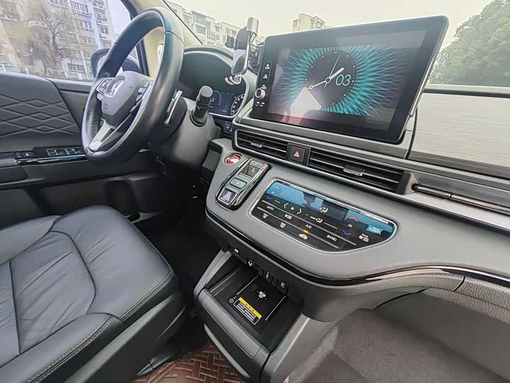 Фото 6 - Honda Elysion