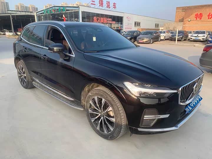Photo 3 - Volvo XC60