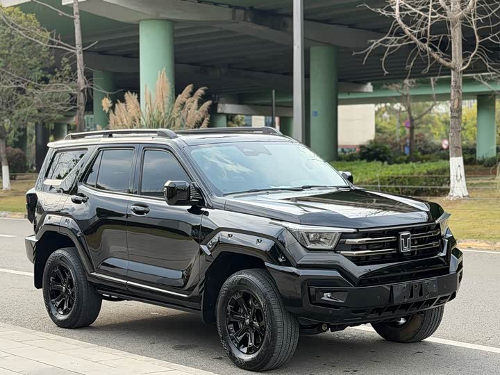 Фото 3 - Tank 400 Hybrid