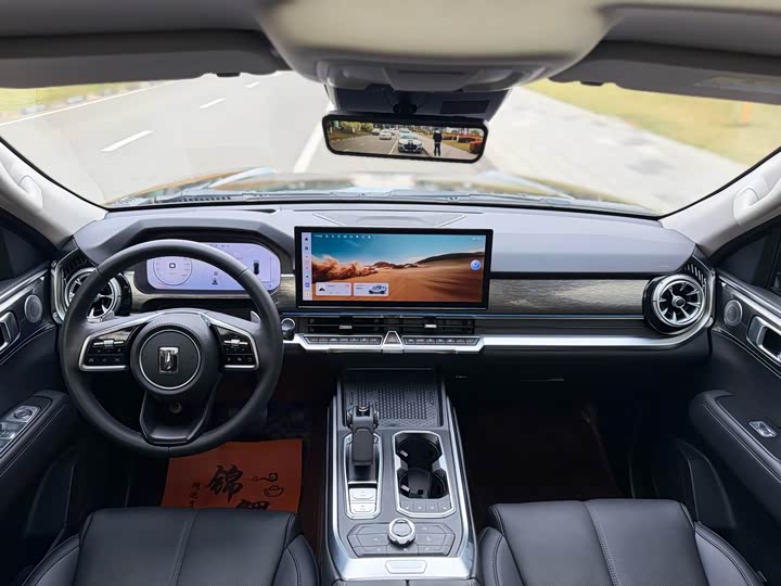 Фото 6 - Tank 400 Hybrid