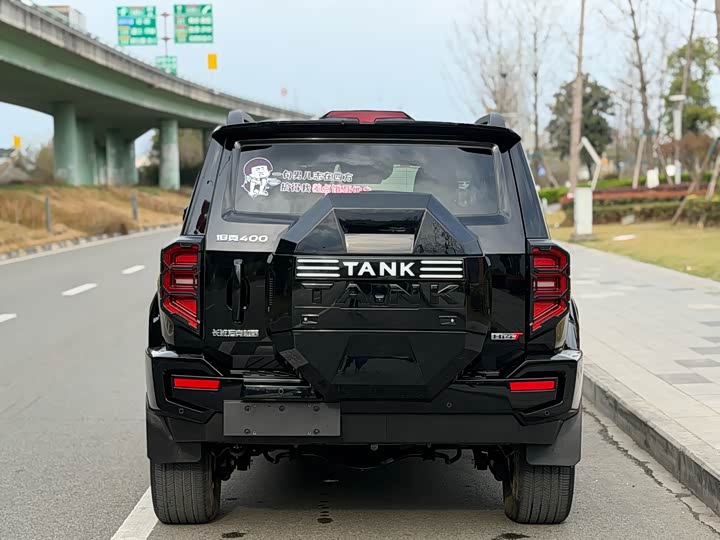 Фото 8 - Tank 400 Hybrid