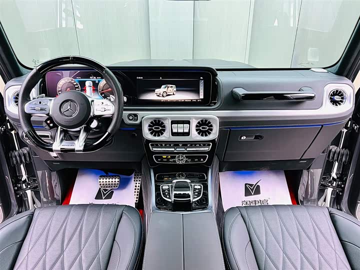 Photo 8 - Mercedes-Benz G-Class AMG
