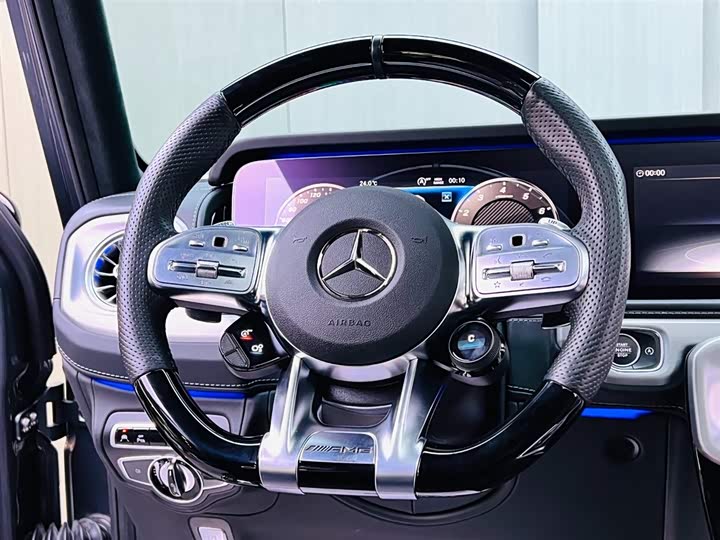 Photo 9 - Mercedes-Benz G-Class AMG