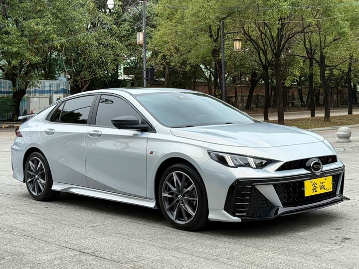 Фото 2 - GAC Trumpchi Empow R