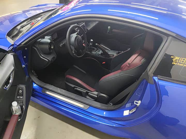 Фото 6 - Subaru BRZ