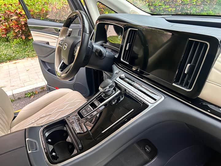 Фото 8 - GAC Trumpchi M8