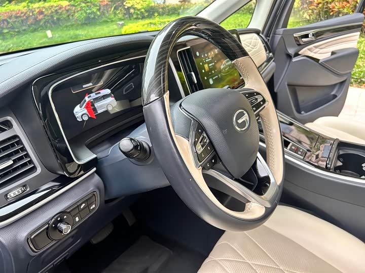 Фото 9 - GAC Trumpchi M8