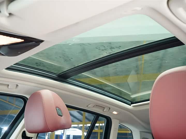 Фото 7 - BMW iX3