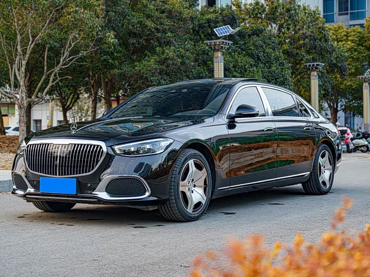 Фото 1 - Mercedes-Benz Maybach S-Class
