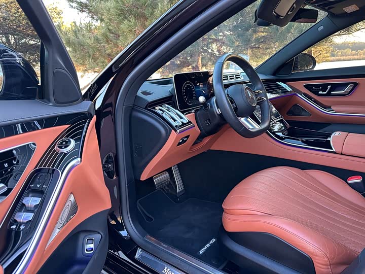 Фото 5 - Mercedes-Benz S-Class