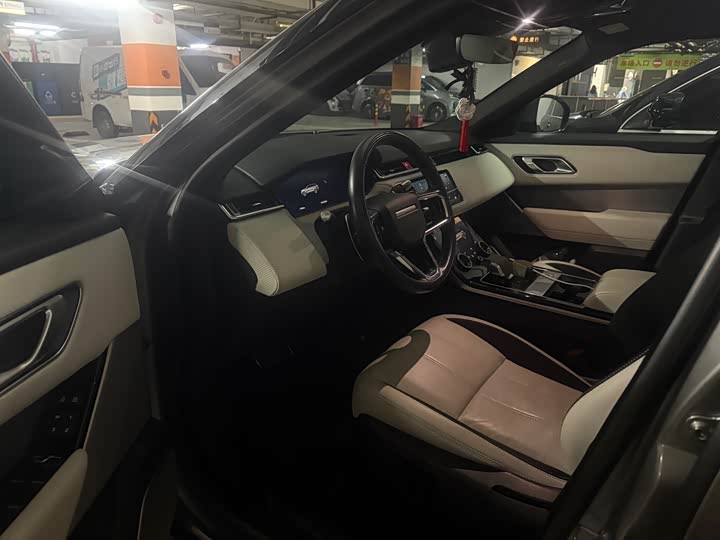 Фото 4 - Land Rover Range Rover Velar