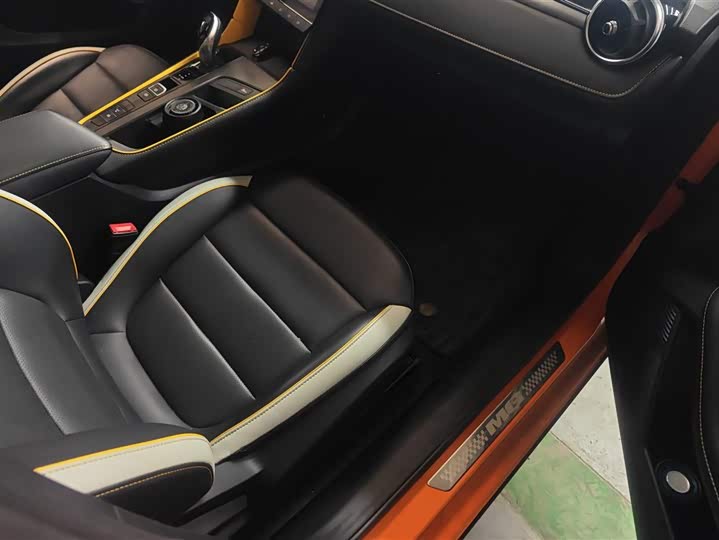 Фото 8 - MG Motor 6