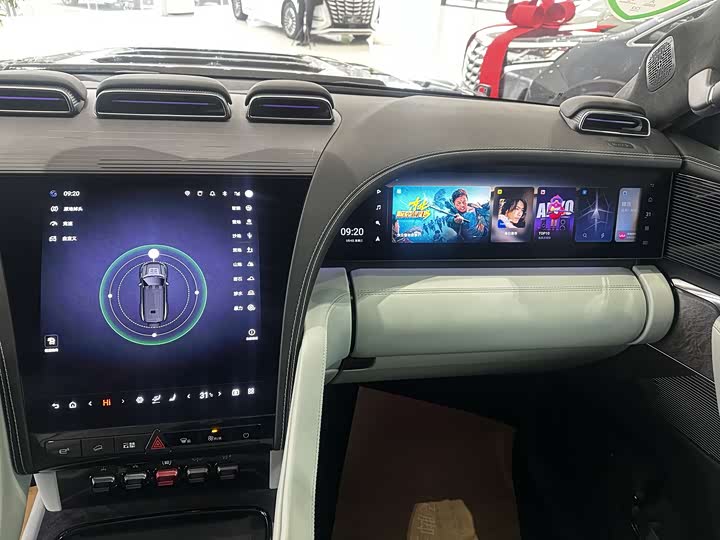 Фото 9 - BYD Yangwang U8