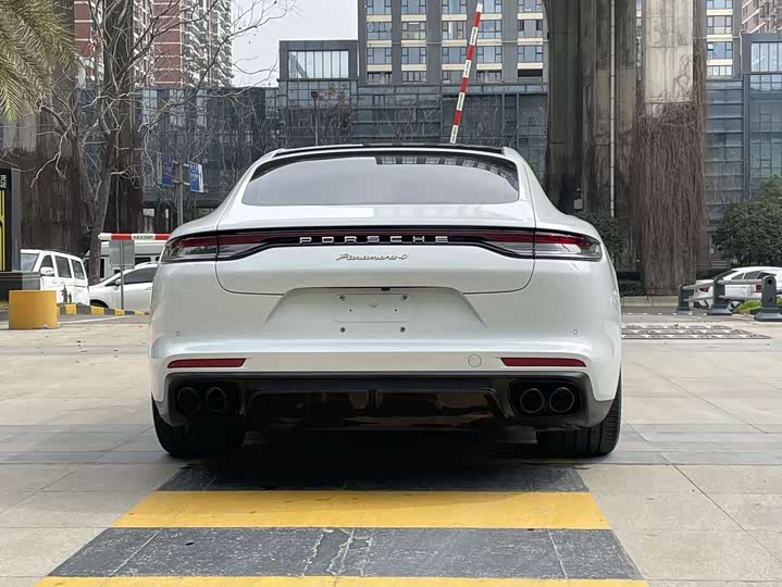 Фото 5 - Porsche Panamera Hybrid