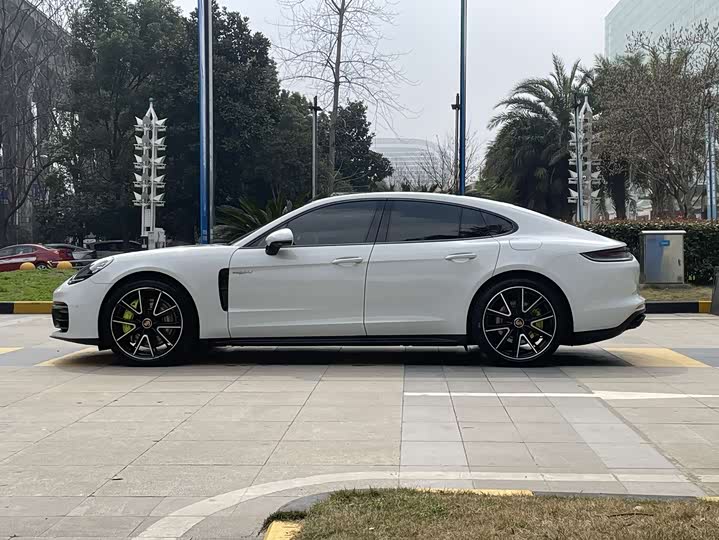 Фото 6 - Porsche Panamera Hybrid