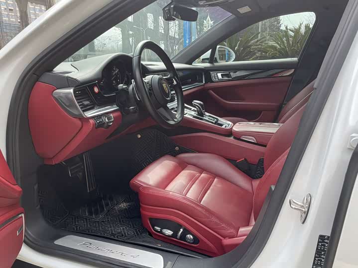 Фото 8 - Porsche Panamera Hybrid