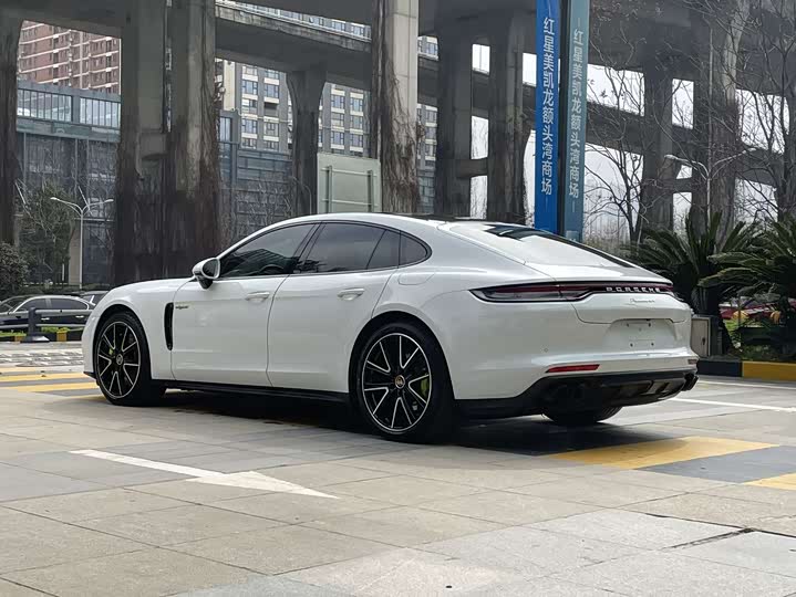 Фото 9 - Porsche Panamera Hybrid