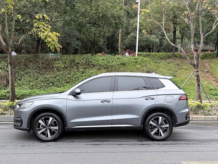 Фото 5 - BYD Song Pro Hybrid