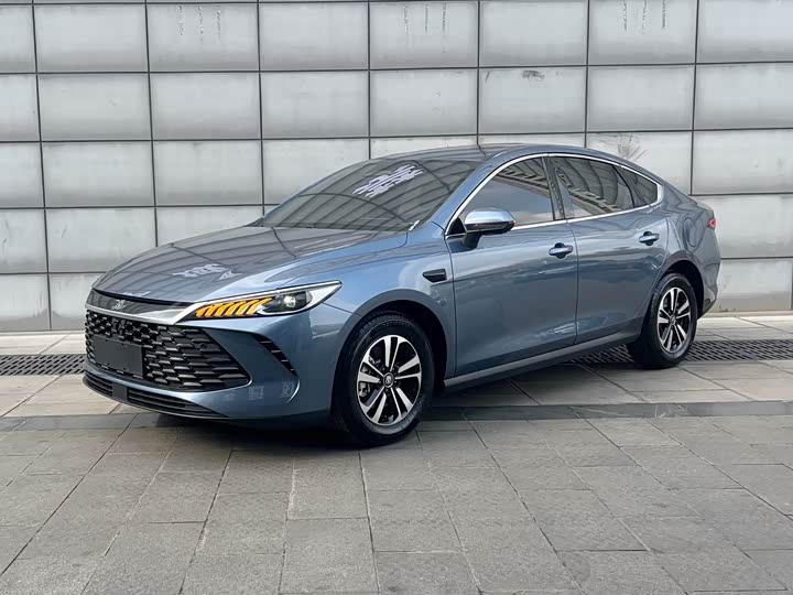 Фото 2 - BYD Qin Plus