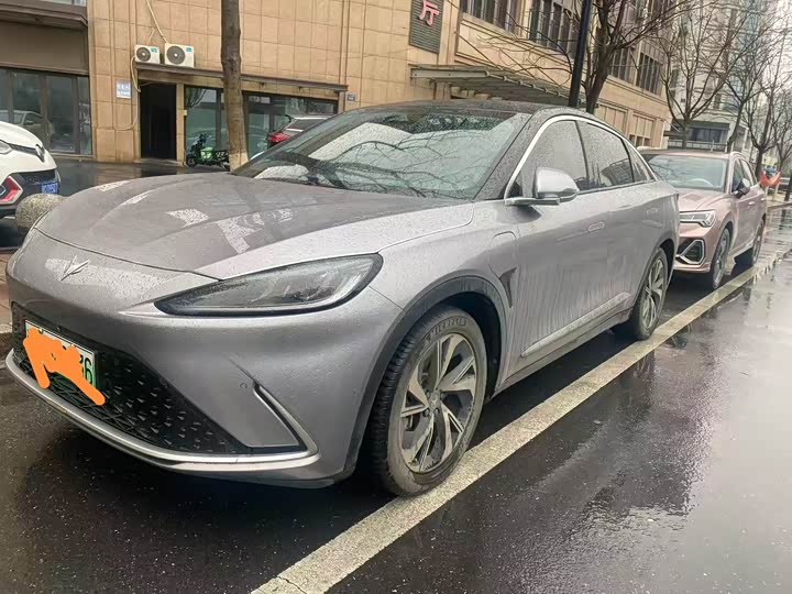 Фото 1 - BAIC Arcfox Alpha S