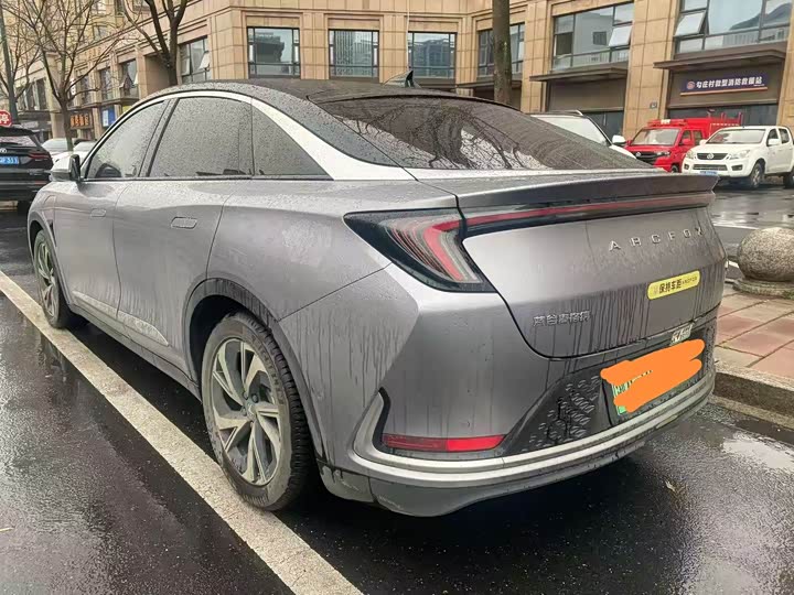 Фото 4 - BAIC Arcfox Alpha S