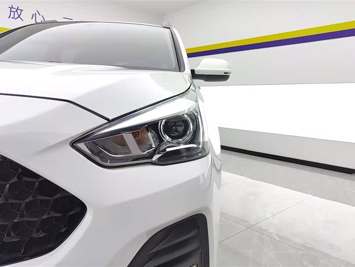 Фото 5 - Haval M6