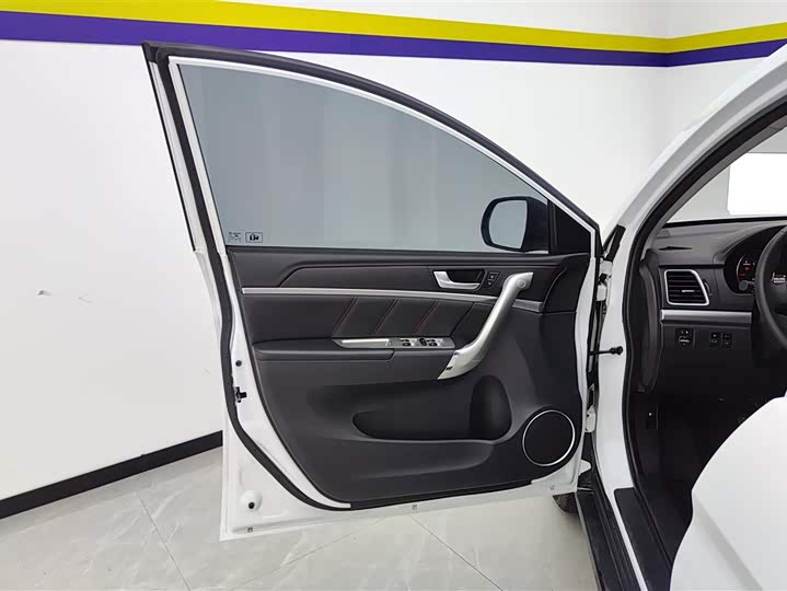 Фото 7 - Haval M6