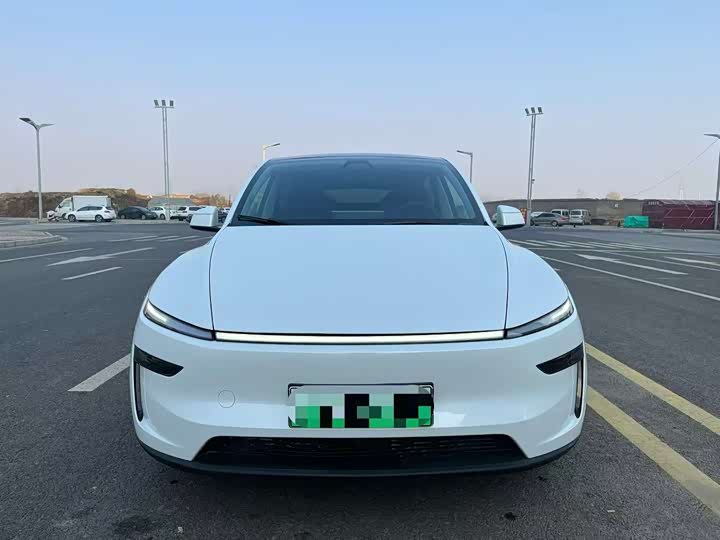 Фото 2 - Tesla Model Y