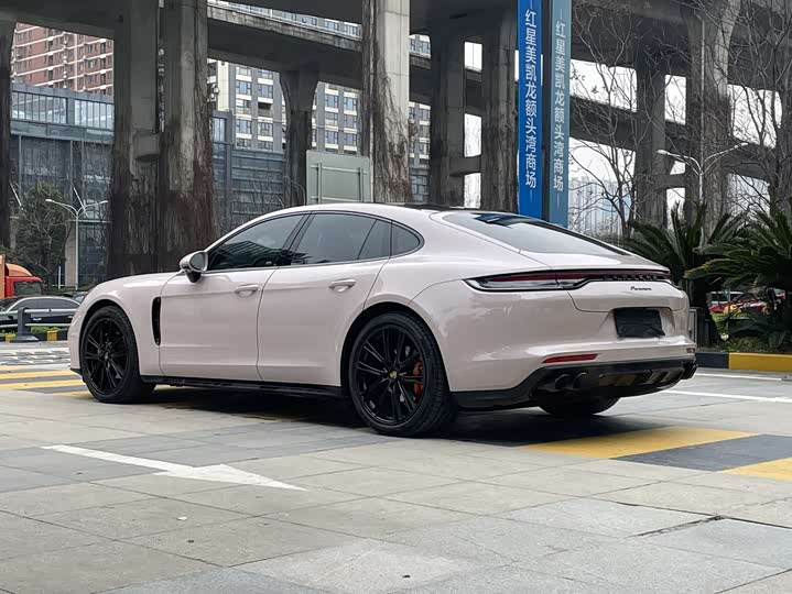 Фото 4 - Porsche Panamera