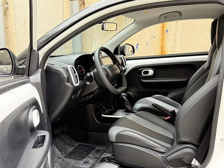 Photo 4 - Roewe Clever