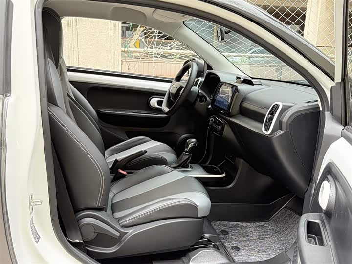 Photo 5 - Roewe Clever