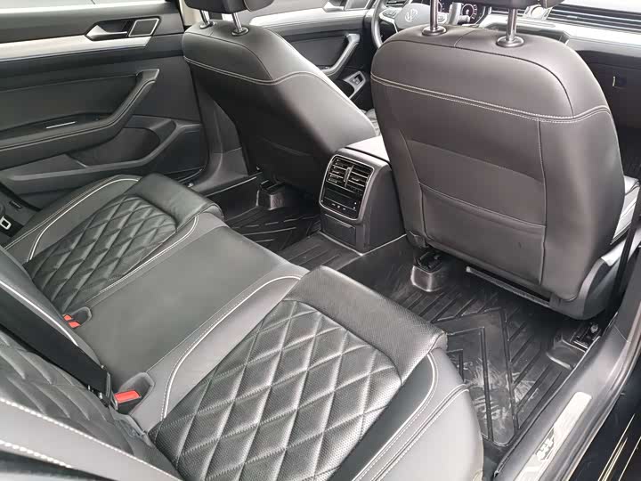 Фото 6 - Volkswagen Magotan GTE Hybrid